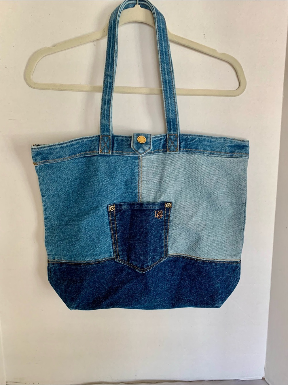 DG2 Diane Gilman Blue Patchwork Denim Shoulder Purse 30th Anniversary